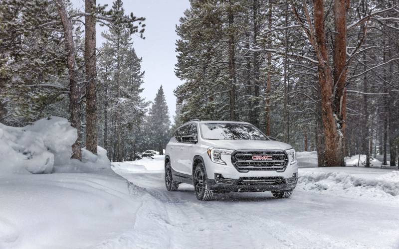 GMC Terrain AT4 2022 | SUV Drive
